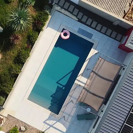 Freires - T0 Com Piscina Na Benedita Dağ evi Espite