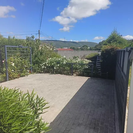 Dağ evi Freires - T0 Com Piscina Na Benedita *