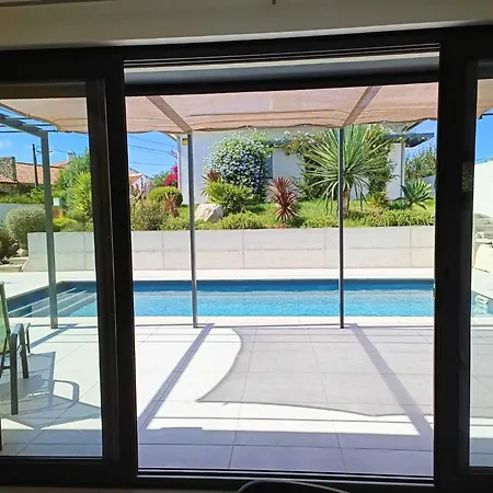 Freires - T0 Com Piscina Na Benedita Dağ evi *
